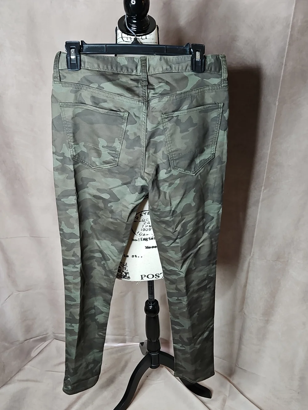 Banana Republic Factory Olive Green Camo Travel Jeans 28x30 Slim New with tags